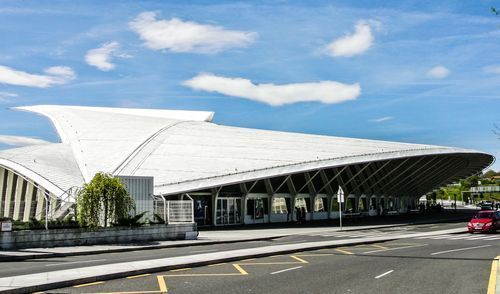 como llegar al aeropuerto de bilbao